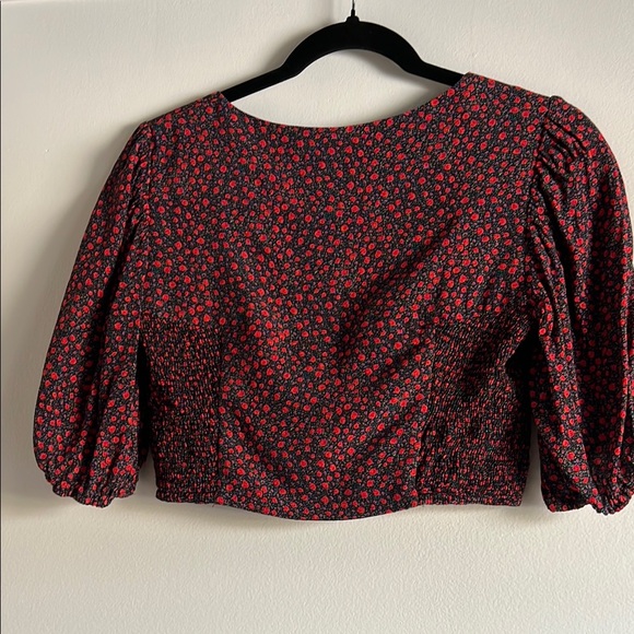 Zara Women's Red Floral Crop Top - Picture 3 of 3